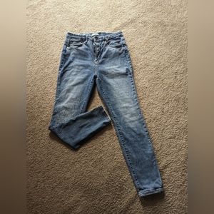 BRAND NEW Good American Good Waist Jeans